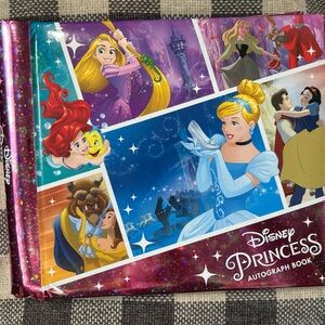 Disney Princess Autograph Book - Sparkling holds photos